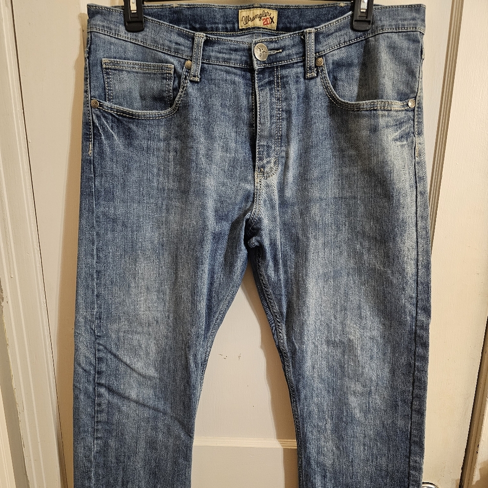 Mens Wrangler 20X Style 42 Vintage Boot Jeans